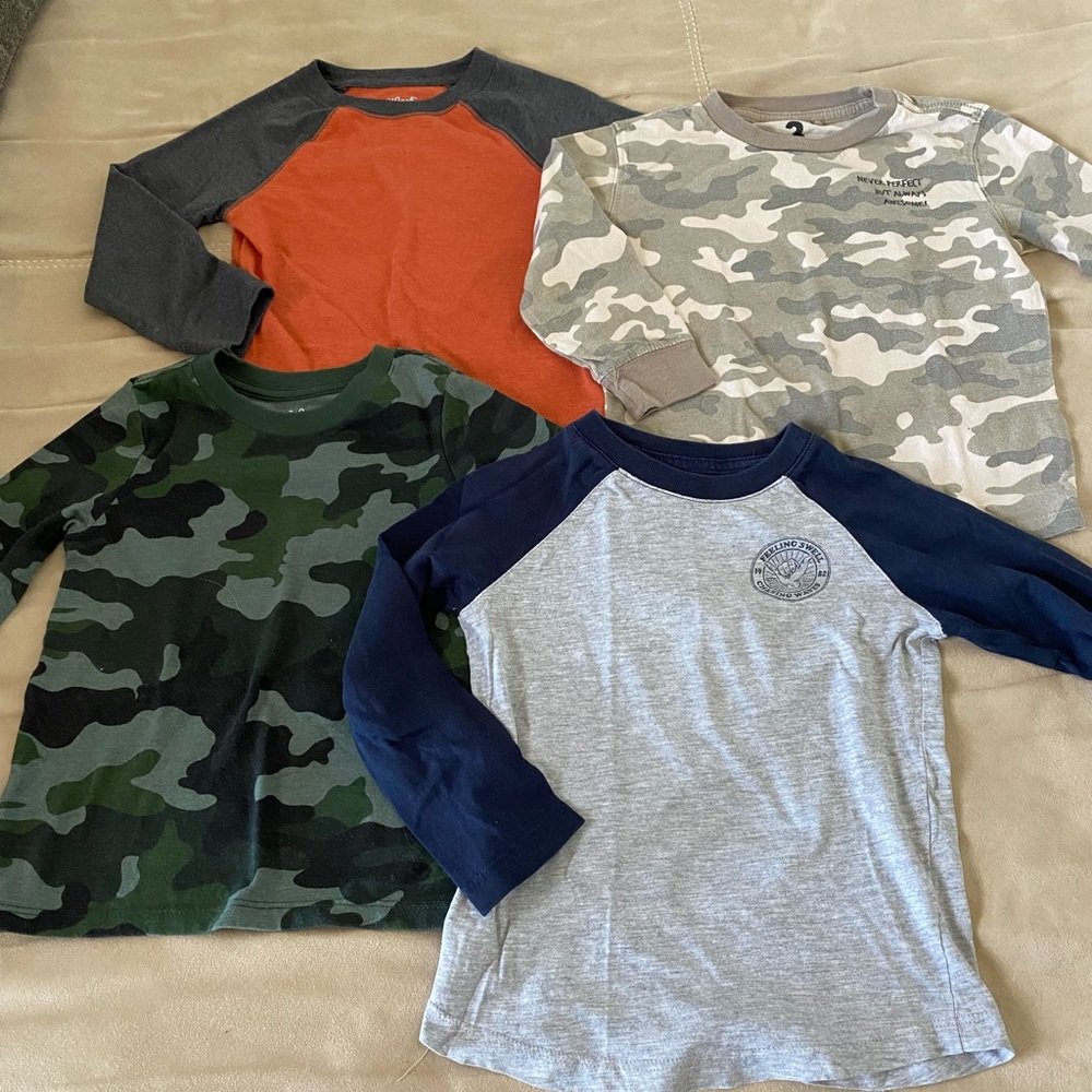 Boys long sleeve shirts size 3T